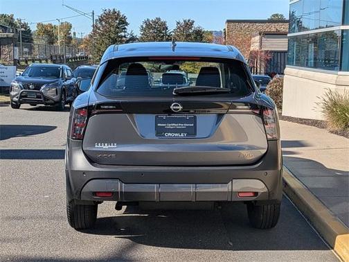 2025 Nissan Kicks S
