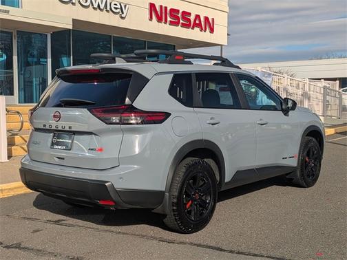 2025 Nissan Rogue Rock Creek