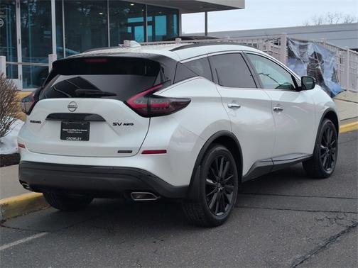 2024 Nissan Murano SV