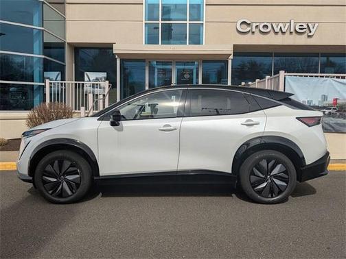 2025 Nissan ARIYA ENGAGE