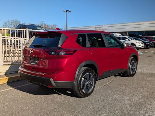 2025 Nissan Rogue SV