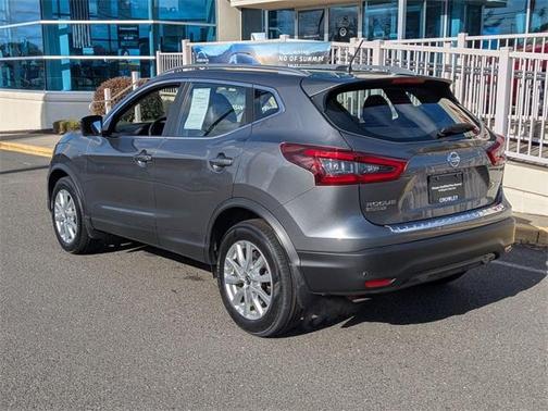 2022 Nissan Rogue Sport SV