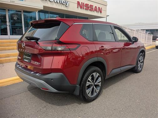 2022 Nissan Rogue SV
