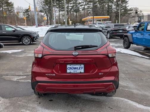 2023 Nissan Kicks SV