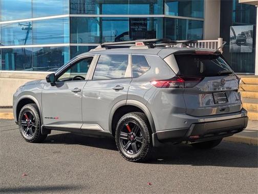 2025 Nissan Rogue Rock Creek