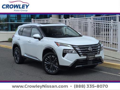 Everest White P 2025 Nissan Rogue Platinum