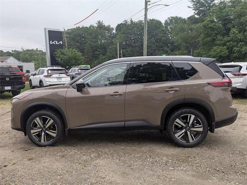 2025 Nissan Rogue SL