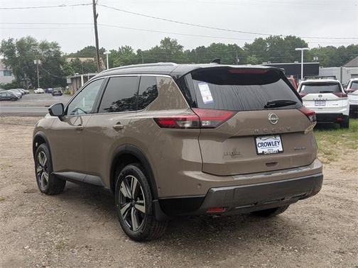 2025 Nissan Rogue SL