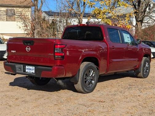 2025 Nissan Frontier SV