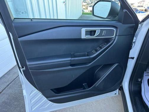 2021 Ford Explorer Base