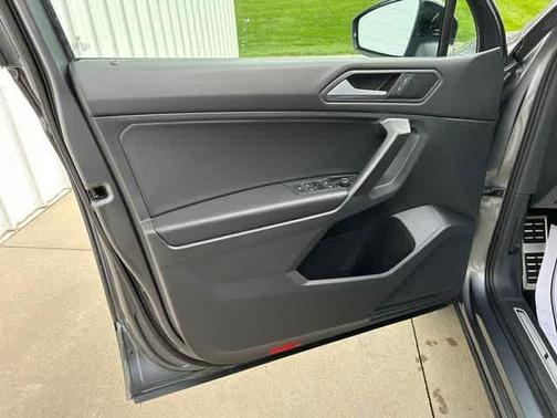 2021 Volkswagen Tiguan 2.0T SE R-Line Black 4MOTION