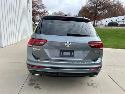 2021 Volkswagen Tiguan 2.0T SE R-Line Black 4MOTION