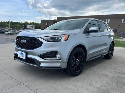 2022 Ford Edge ST Line