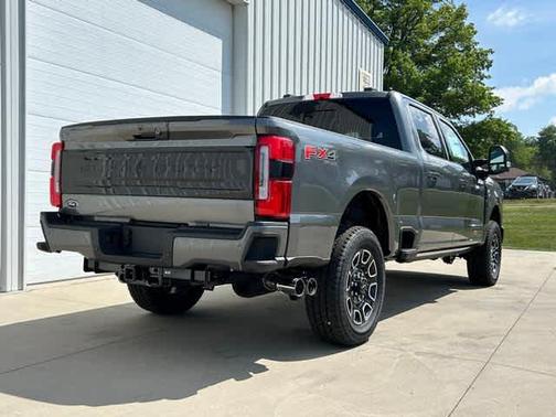 2025 Ford F-250 Platinum