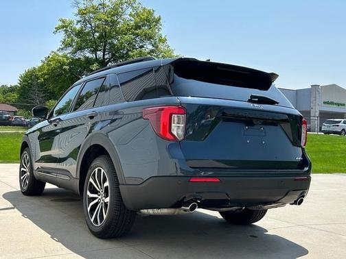 2022 Ford Explorer ST-LINE