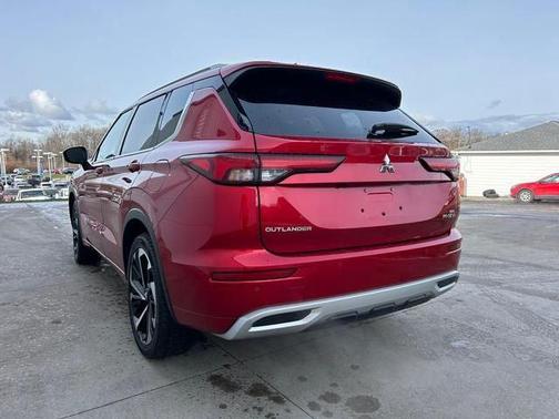 2024 Mitsubishi Outlander PHEV SEL