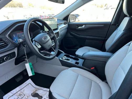 2025 Ford Escape PHEV Base