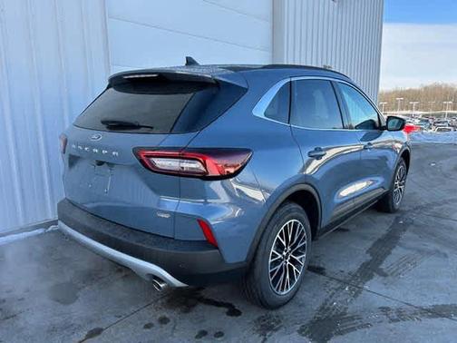 2025 Ford Escape PHEV Base