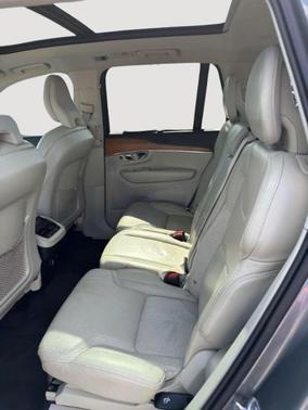 2019 Volvo XC90 T6 Inscription