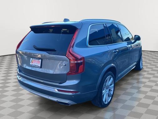 2019 Volvo XC90 T6 Inscription