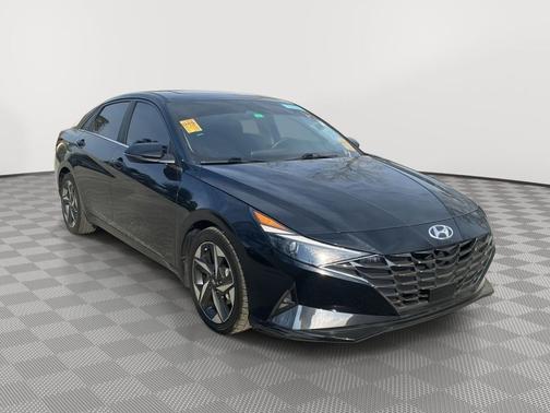 2022 Hyundai ELANTRA Limited