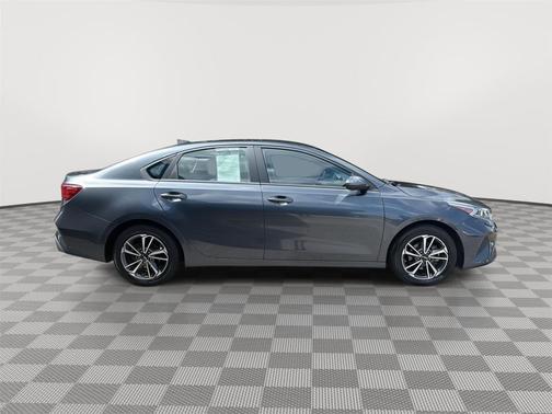 Gravity Gray 2023 Kia Forte LXS