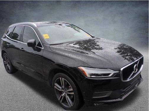 2019 Volvo XC60 T5 Momentum