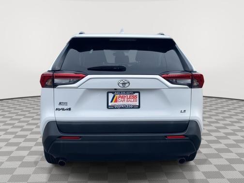 2020 Toyota RAV4 LE