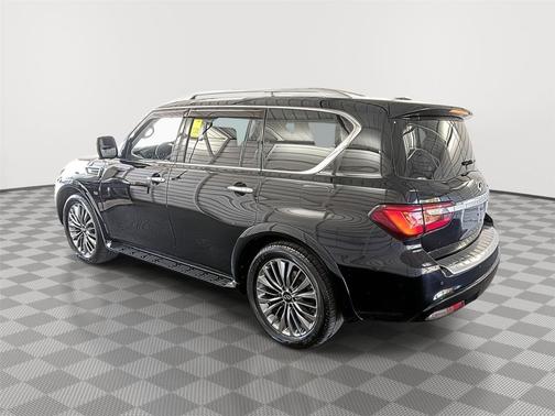 2018 INFINITI QX80 Base