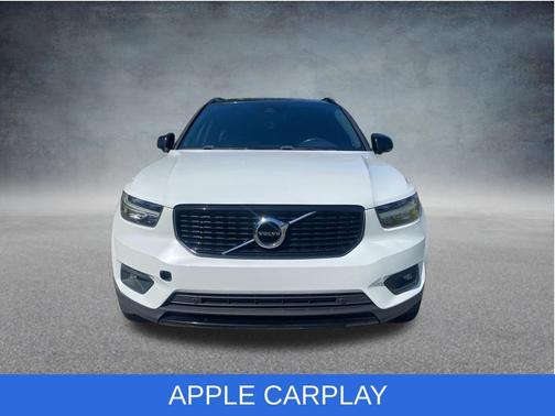 2019 Volvo XC40 T5 R-Design