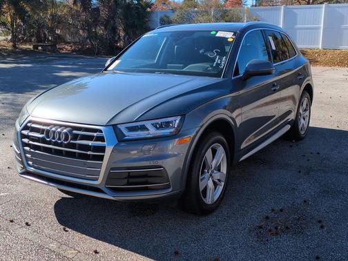 2018 Audi Q5 2.0T Premium Plus