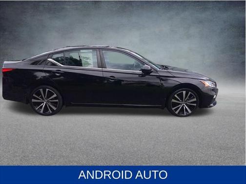 2021 Nissan Altima SR FWD