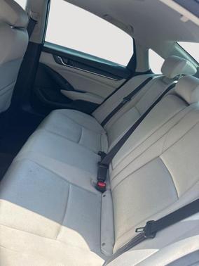 Platinum White Pearl 2018 Honda Accord EX
