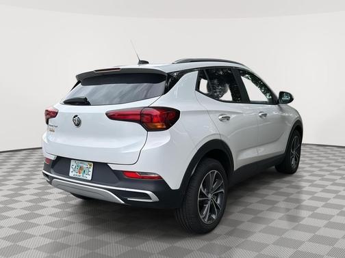 White Frost Tricoat 2020 Buick Encore GX Select