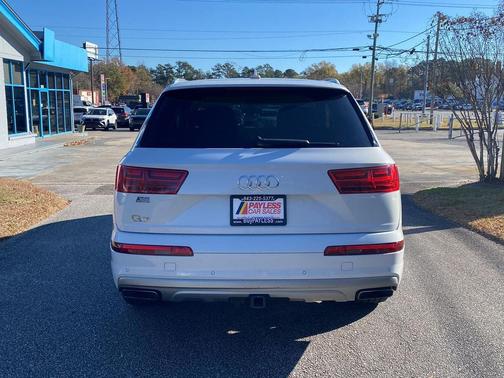 2019 Audi Q7 45 Premium Plus