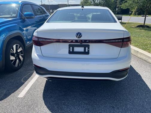 2025 Volkswagen Jetta S