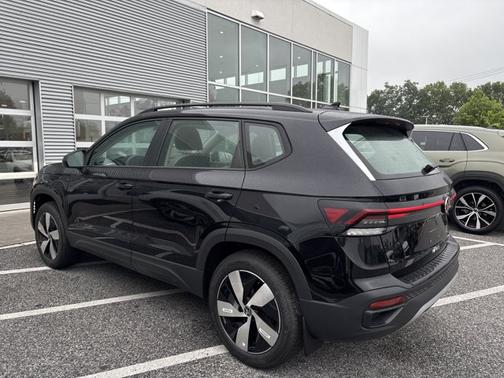 2025 Volkswagen Taos S