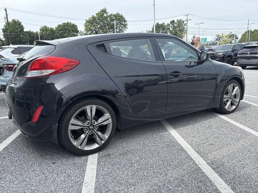 2016 Hyundai Veloster Base