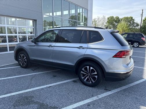 2024 Volkswagen Tiguan S