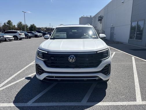 2025 Volkswagen Atlas 2.0T SEL Premium R-Line