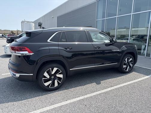 2025 Volkswagen Atlas Cross Sport 2.0T SEL