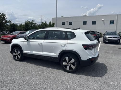 2025 Volkswagen Taos S