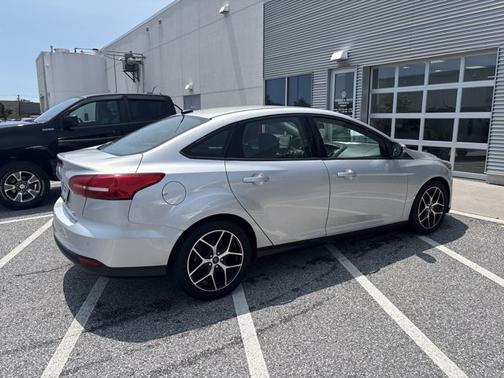 2017 Ford Focus SEL