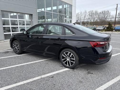 2025 Volkswagen Jetta SE