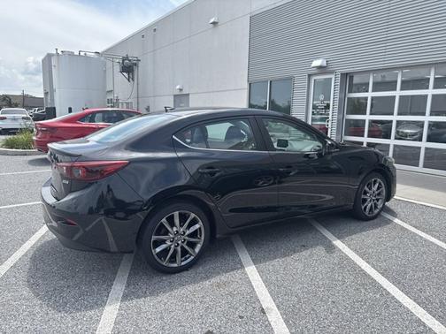 2018 Mazda Mazda3 Grand Touring