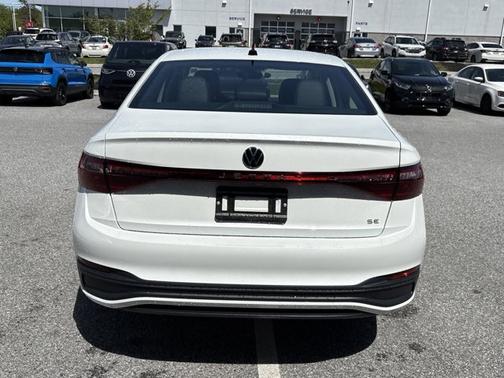 2025 Volkswagen Jetta SE