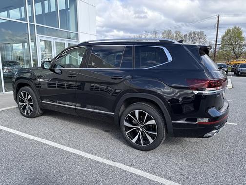 2025 Volkswagen Atlas 2.0T SEL Premium R-Line