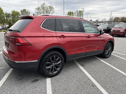 2022 Volkswagen Tiguan SE