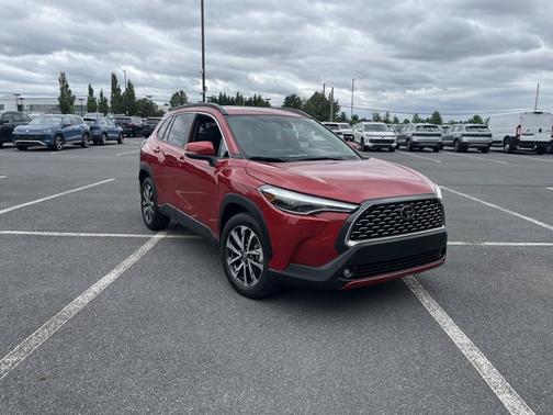 2022 Toyota Corolla Cross XLE