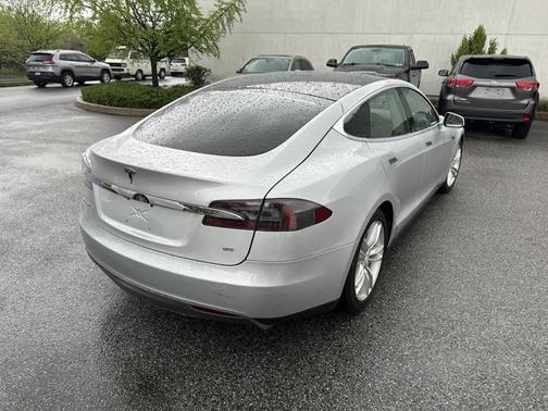 2013 Tesla Model S Base